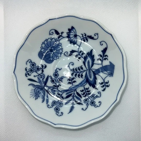 BLUE DANUBE TEACUP AND SAUCER VINTAGE RETIRED PATTERN - Picture 7 of 12